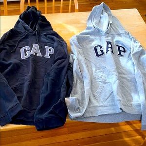 Two 2XL Gap Hoodies Black and Grey